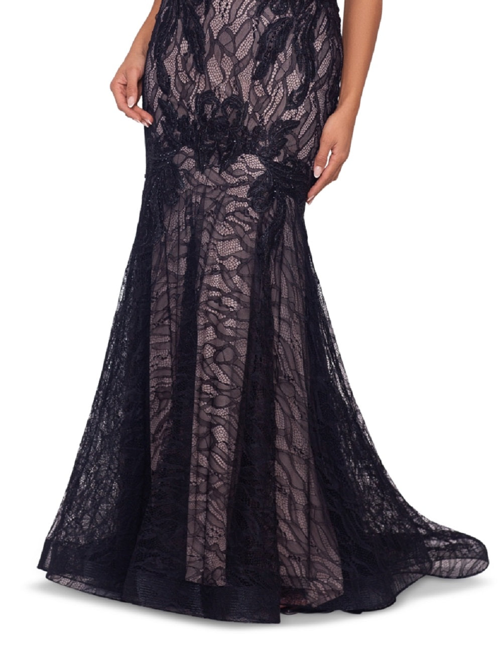Betsy & Adam Women's V Neck Lace Appliques Mermaid Gown Black Size 10