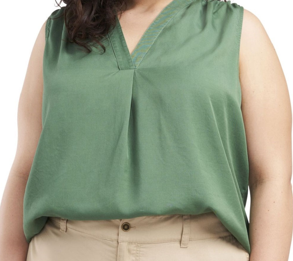 Vince Camuto Women's Pleated Sleeveless V Neck Top Green Size 2X
