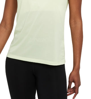 Nike Women's Dry Legend Training Tee Green Size Small