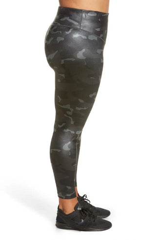 Nike Women's Dri Fit Camo Leggings Gray Size 2X