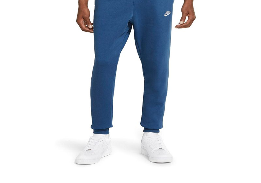 Nike Sportswear Men's Club Pocket Fleece Joggers in Dark Marina Blue/White Size Medium