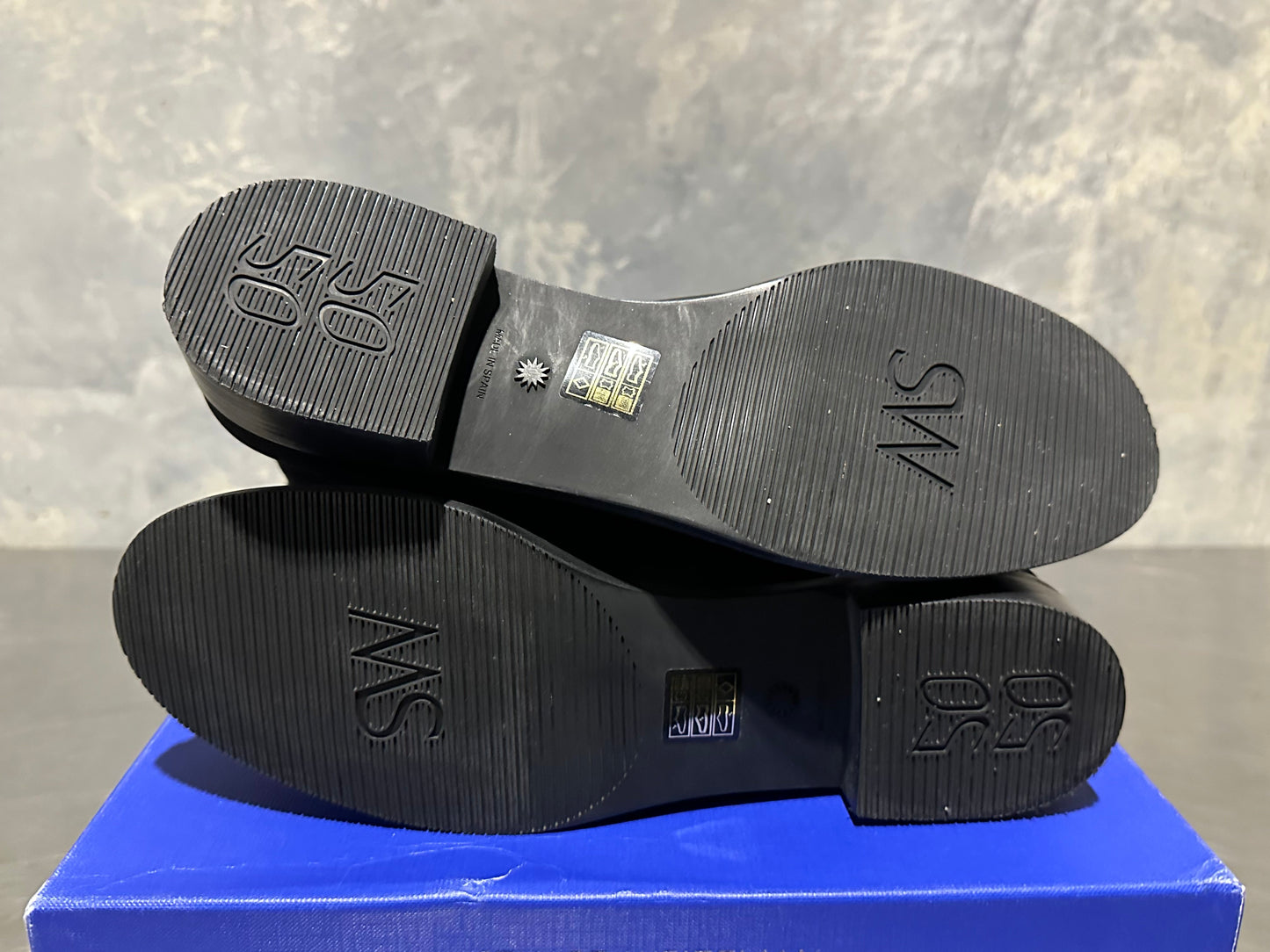 Stuart Weitzman Women's Knee High Lug Sole Riding Boots Black Size 9.5