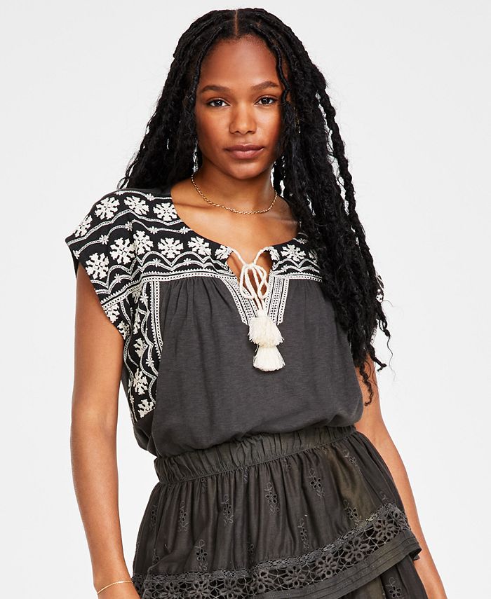 Lucky Brand Women's Embroidered Peasant Tee Black