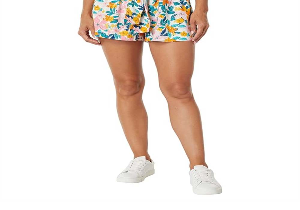 BCBGeneration Women's Tie Waist Shorts in Black Size Medium