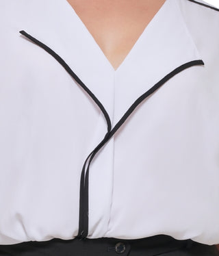 Calvin Klein Women's Plus Contrast Trim V Neck Blouse White Size 2X