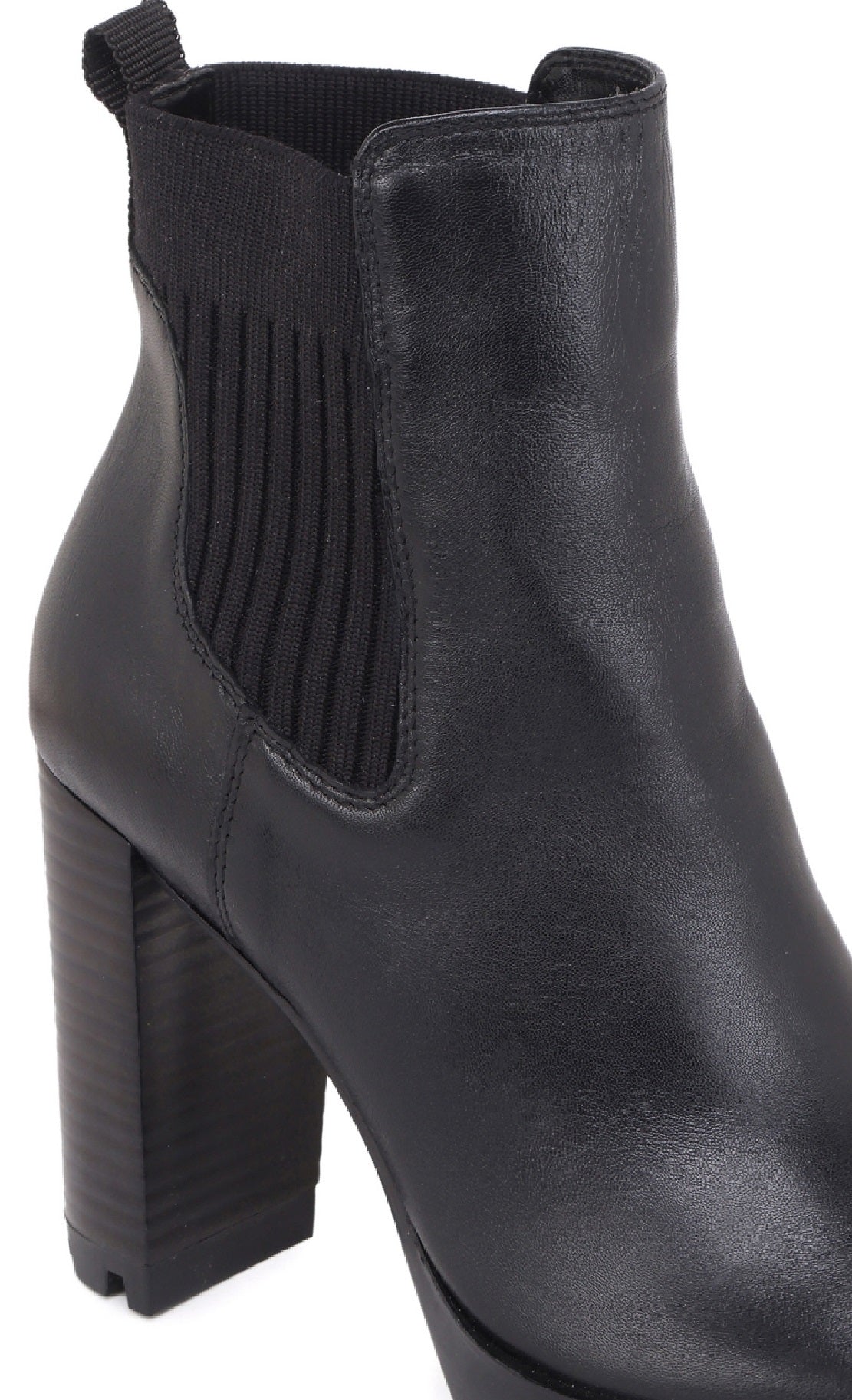 Kenneth Cole Women's Junne Lug Sole Bootie Black Size 8.5