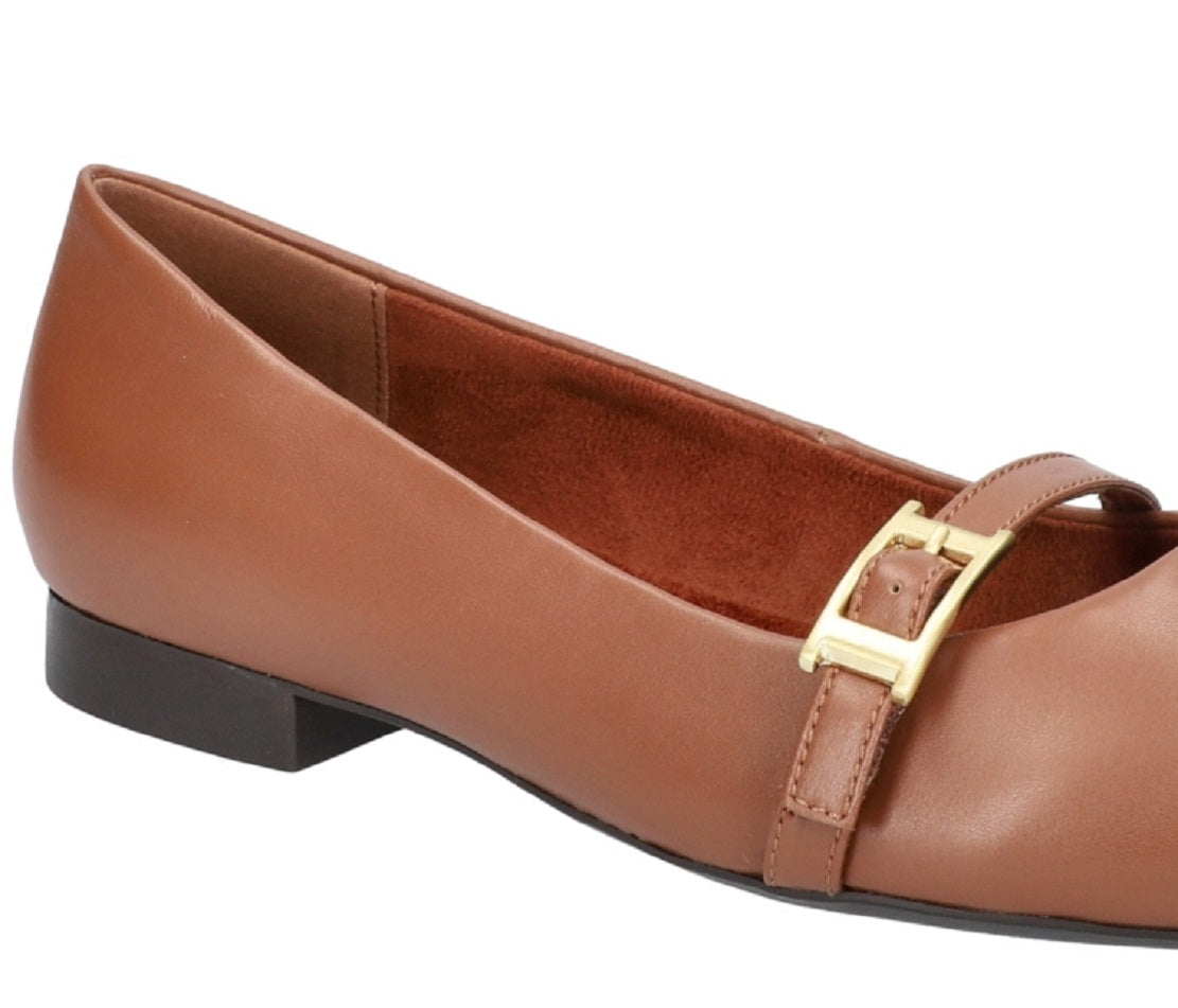 Bella Vita Women's Evanna Pointed Toe Flat Brown Size 7.5W