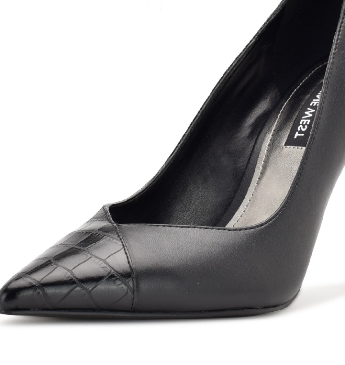 Nine West Women's Flava Pointed Toe Pump Black Size 6 M