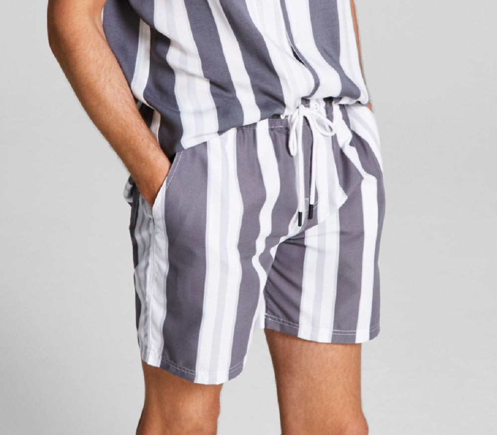 | And Now This Men's Relaxed Fit Stripe Drawstring Shorts Gray Size M