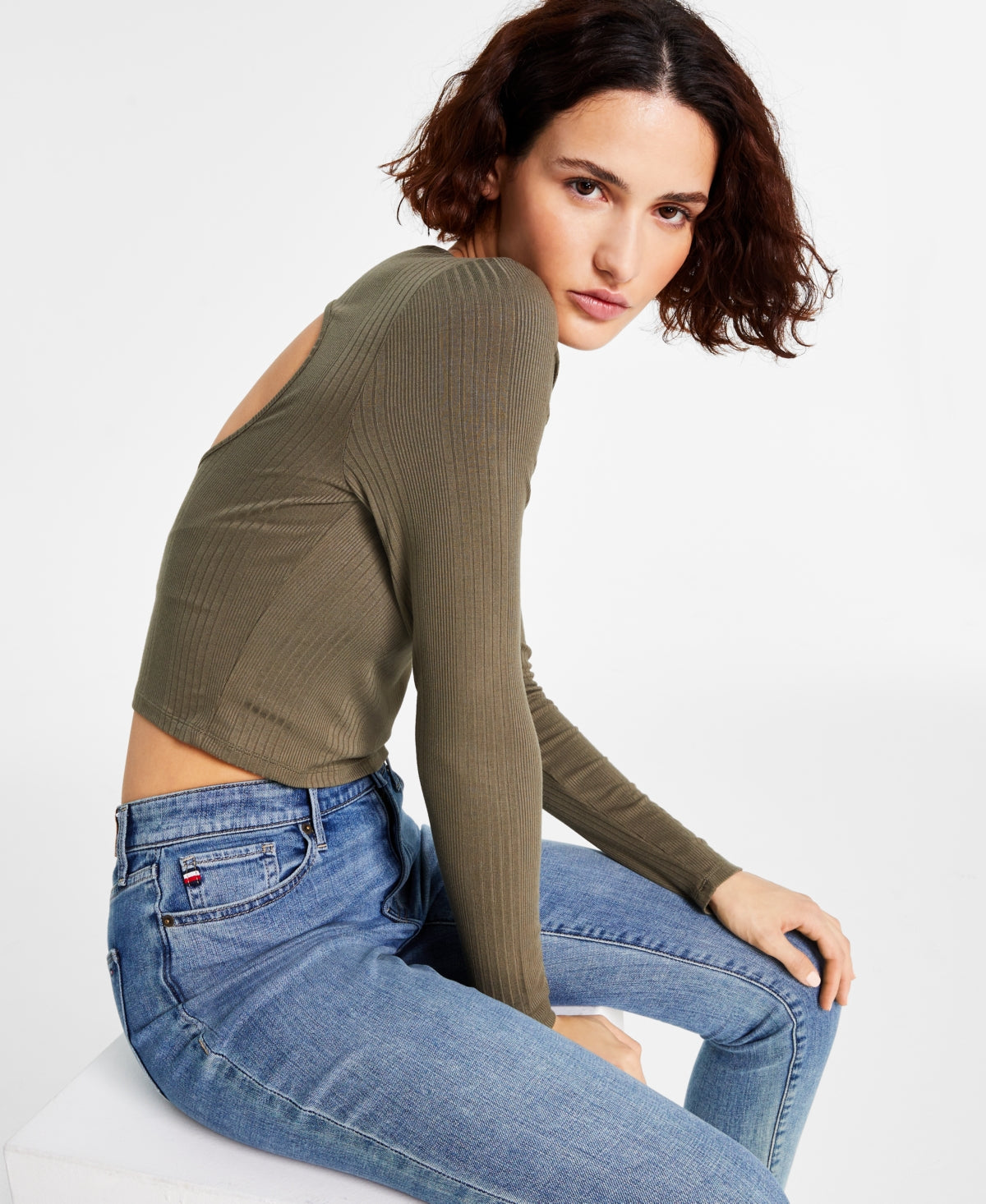 Tommy Jeans Women's Back Cutout Ribbed Long Sleeve Top Gray Size Small
