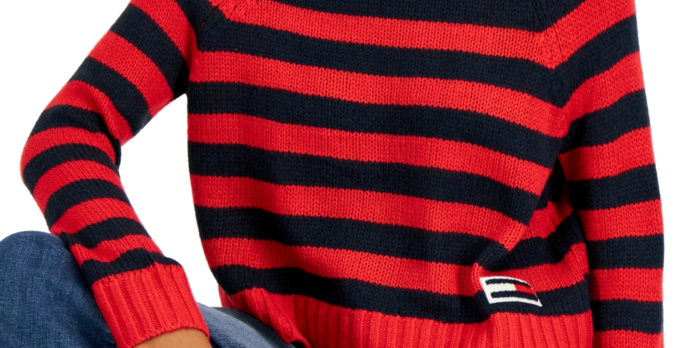 Tommy Jeans Women's Mock Neck Sweater Red Size X-Small