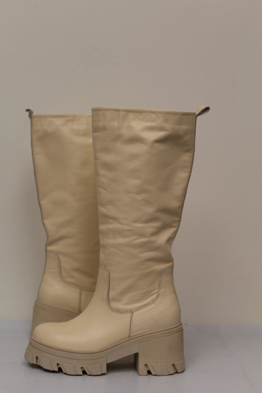 Aqua Women's Goal Platform Boots Brown Size 7 M