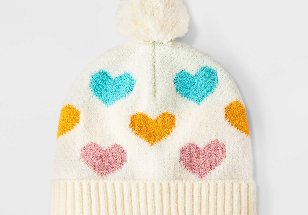 Cat & Jack Girls Cream Heart Jacquard Beanie One Size
