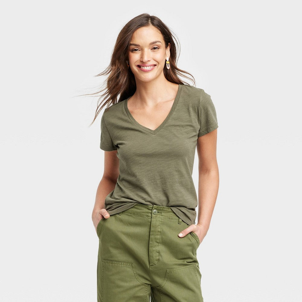 Universal Thread Women's Olive Green V-Neck Fitted T-Shirt - Size XL