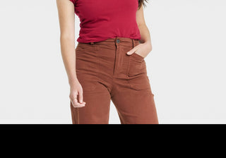 Universal Thread Women's Dark Red Fitted Short Sleeve T-Shirt Size L