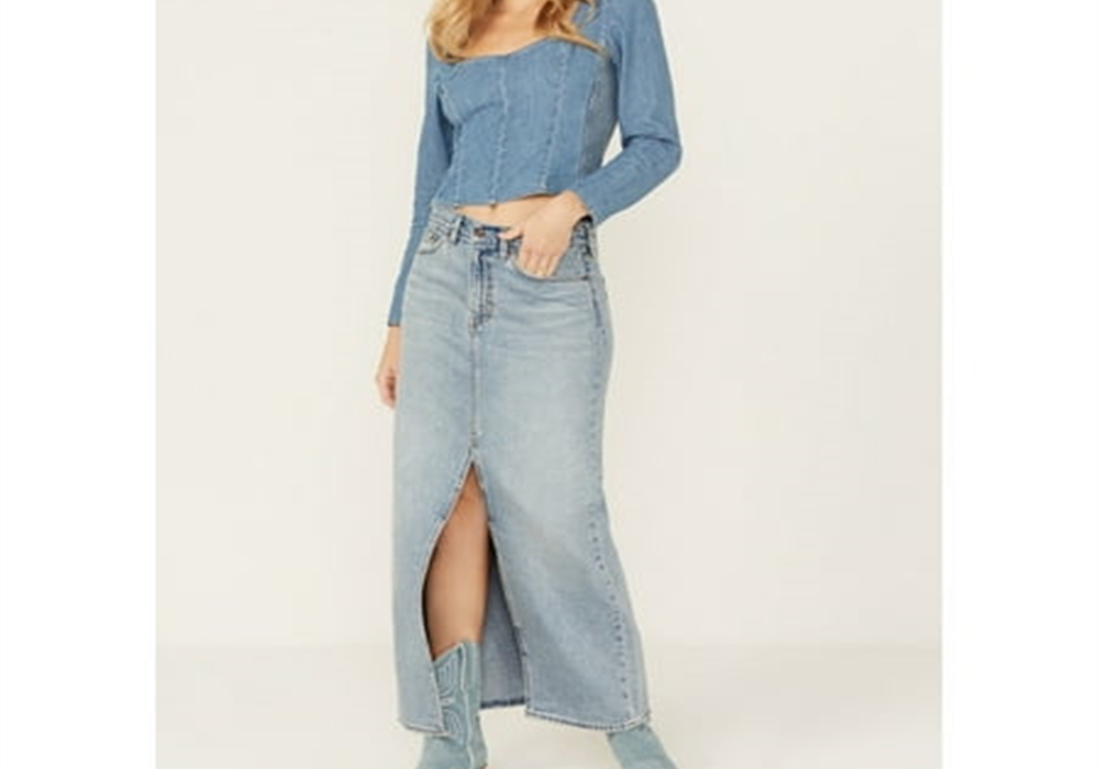 Levi s Women s Premium Ankle Column Denim Skirt Light Wash Blue