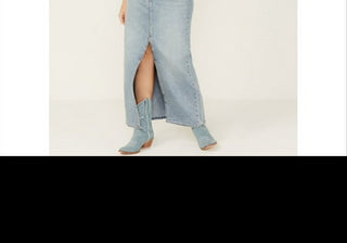 Levi s Women s Premium Ankle Column Denim Skirt Light Wash Blue