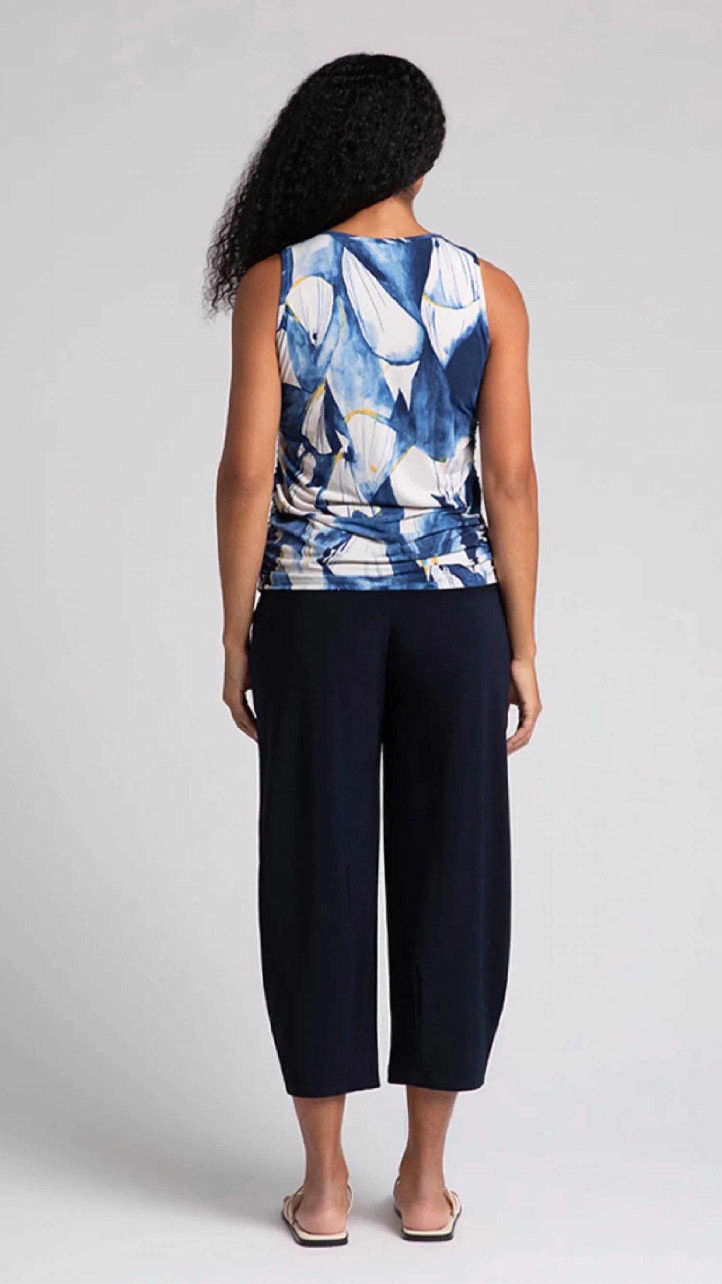 Sympli - Slim Fete Sleeveless Top