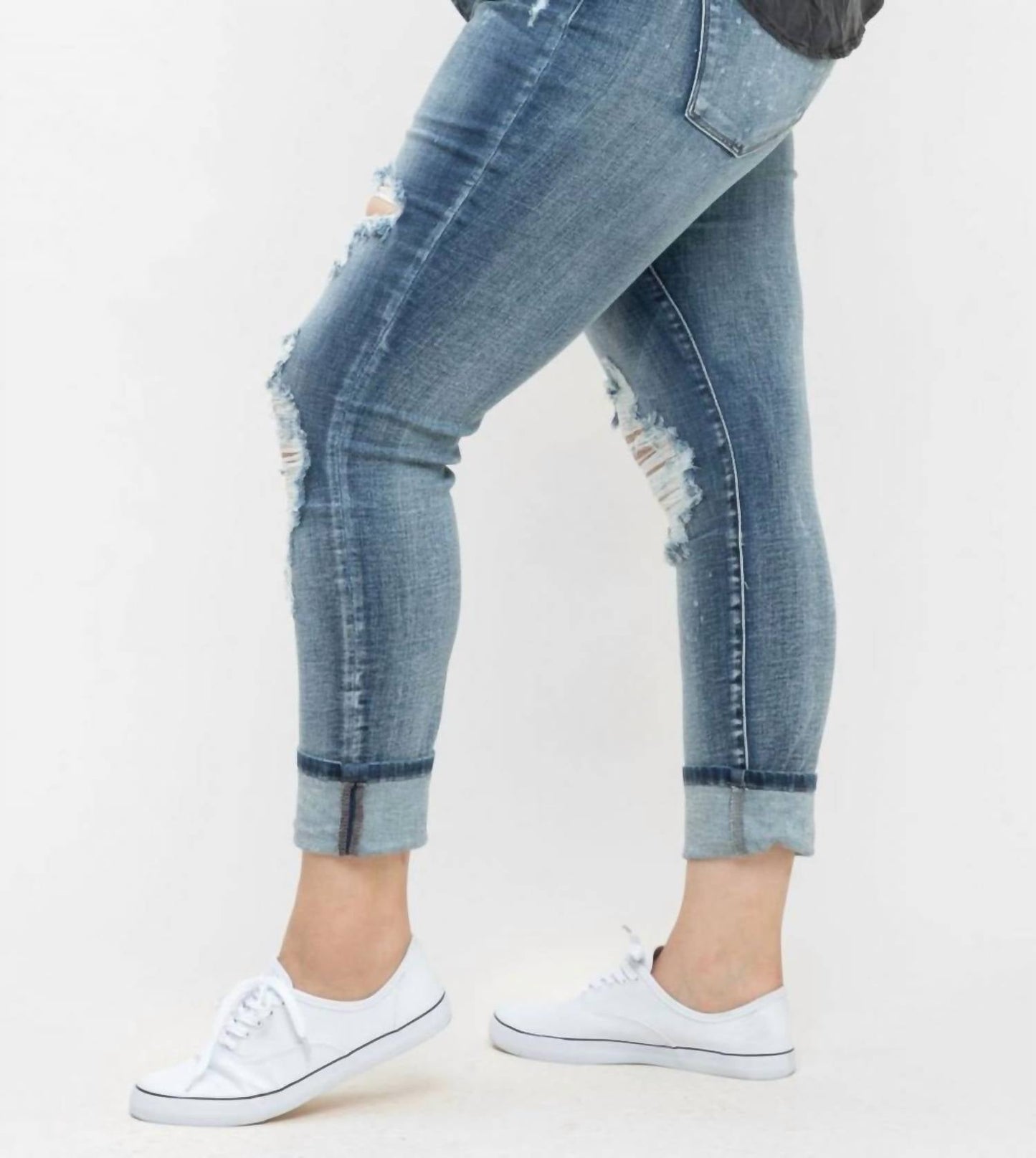 judy-blue-destroyed-bleach-splatter-boyfriend-jeans-plus-size