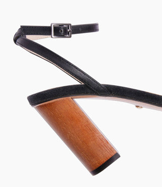 Pelle Moda - Women's Zina Wood Heel