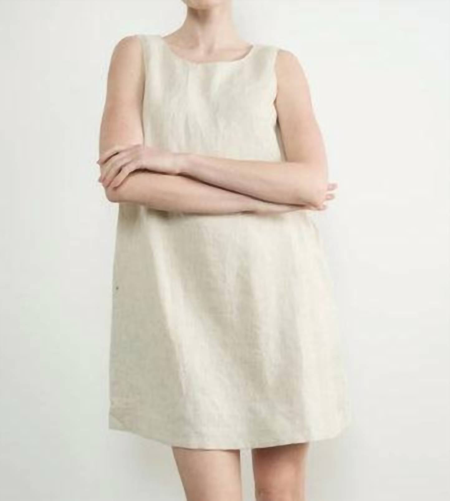 Aaron & Amber - Sleeveless Linen Shift Dress