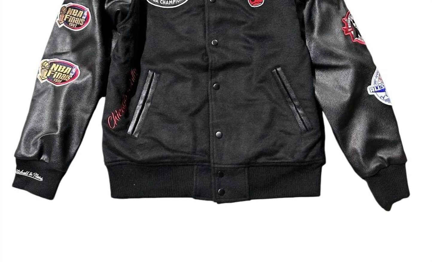Mitchell & Ness - Chicago Bulls Varsity Jacket