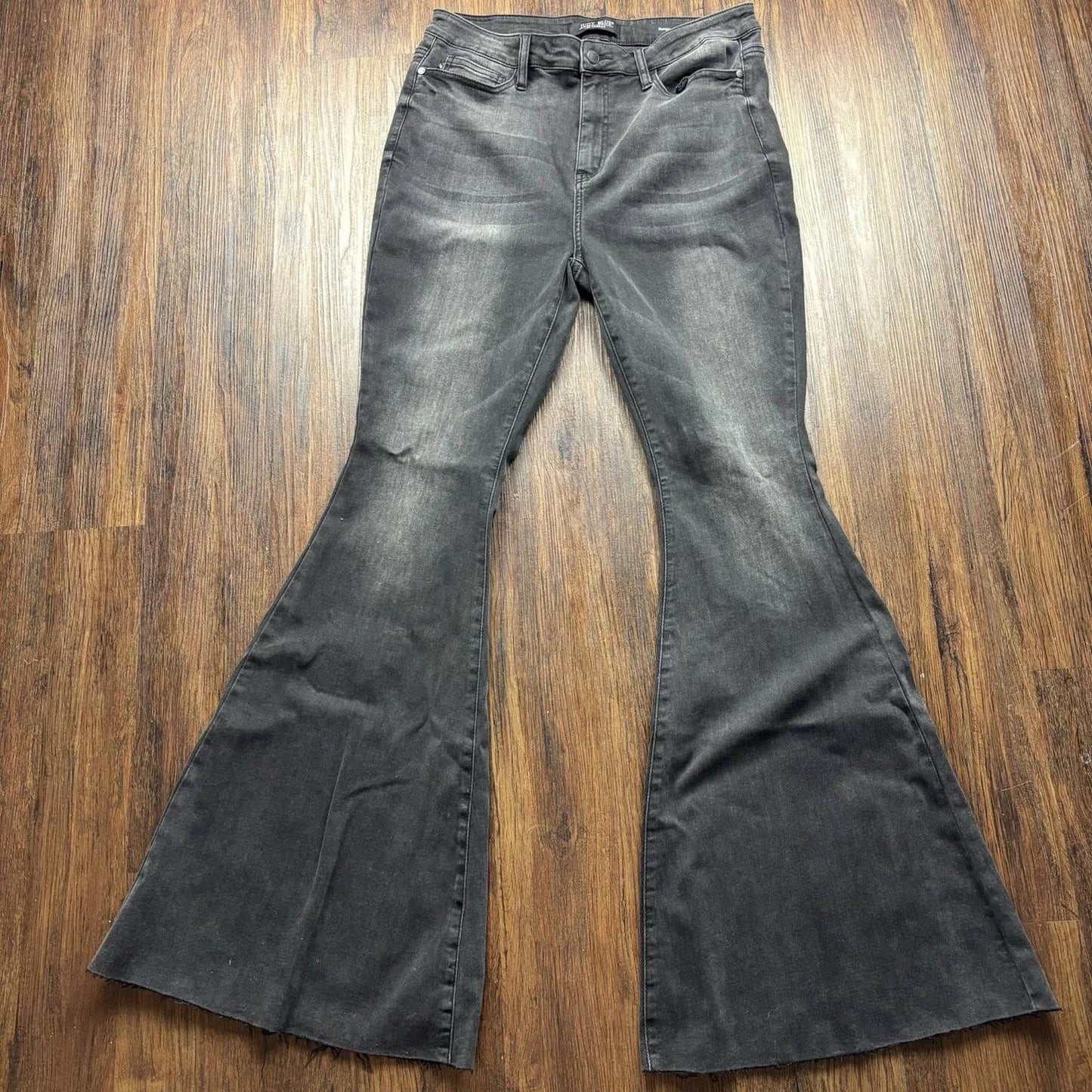 Judy Blue - Women's High Waist Super Flare Jeans