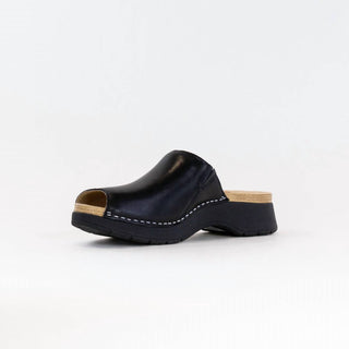 Dansko - Women's Ravyn Nappa Sandals