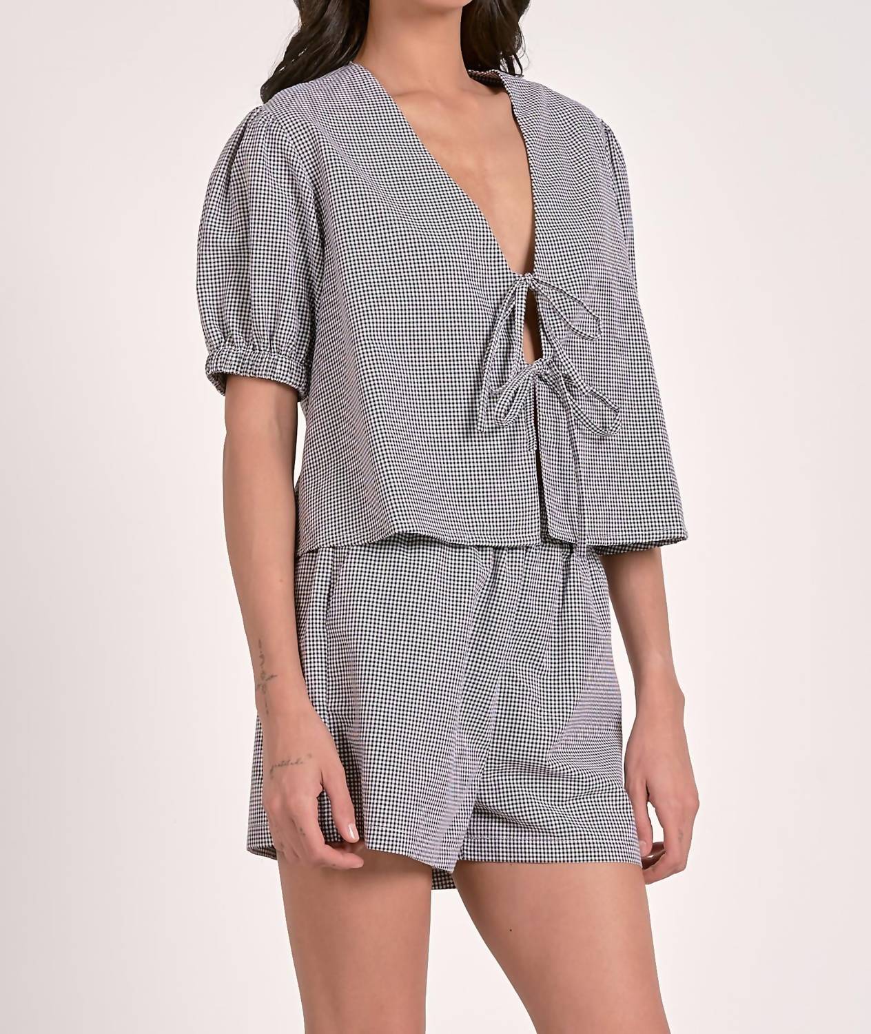 Elan - Dolce Short Sleeve Top