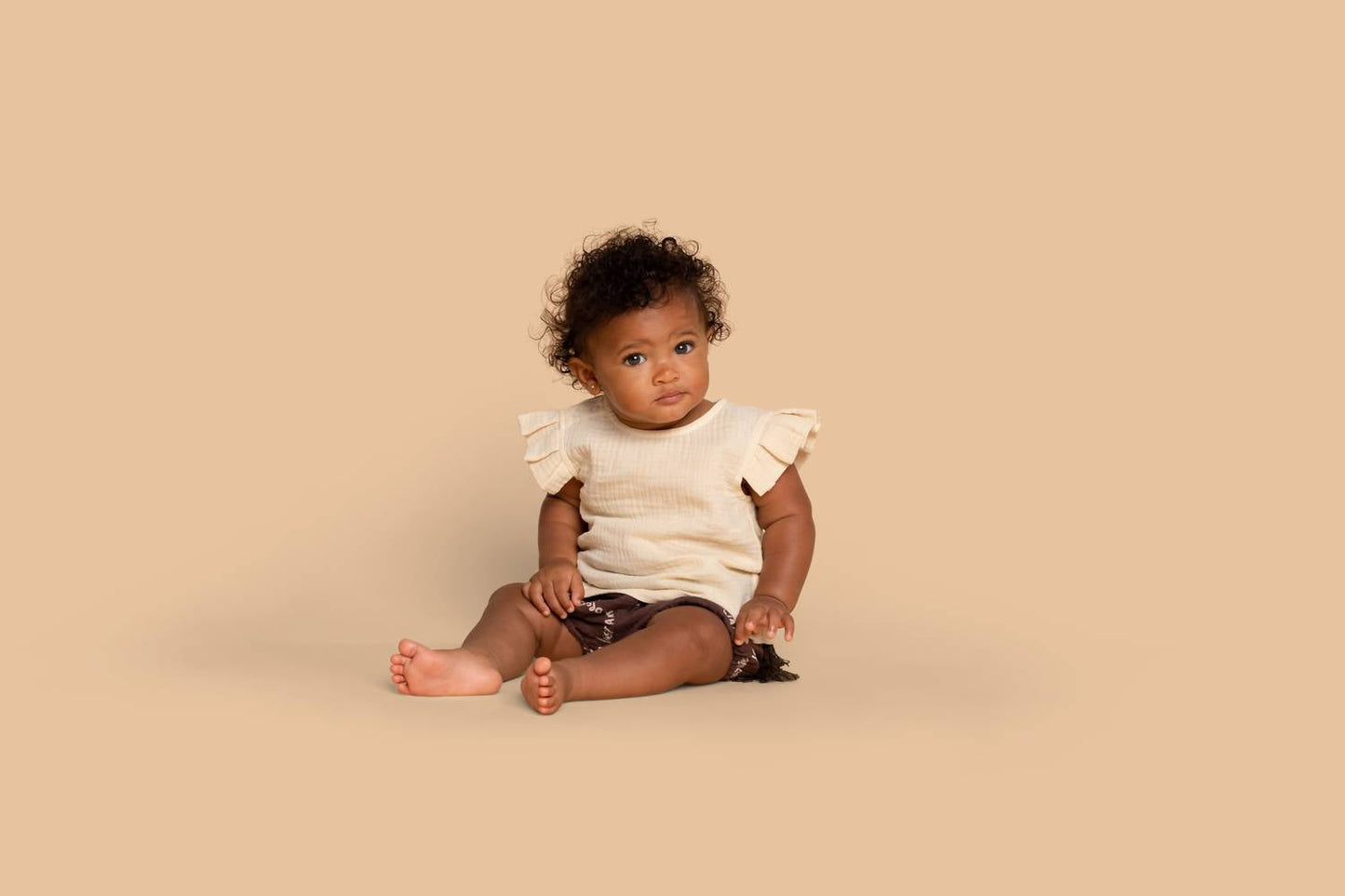 Omamimini - Gauze top with box pleated sleeve