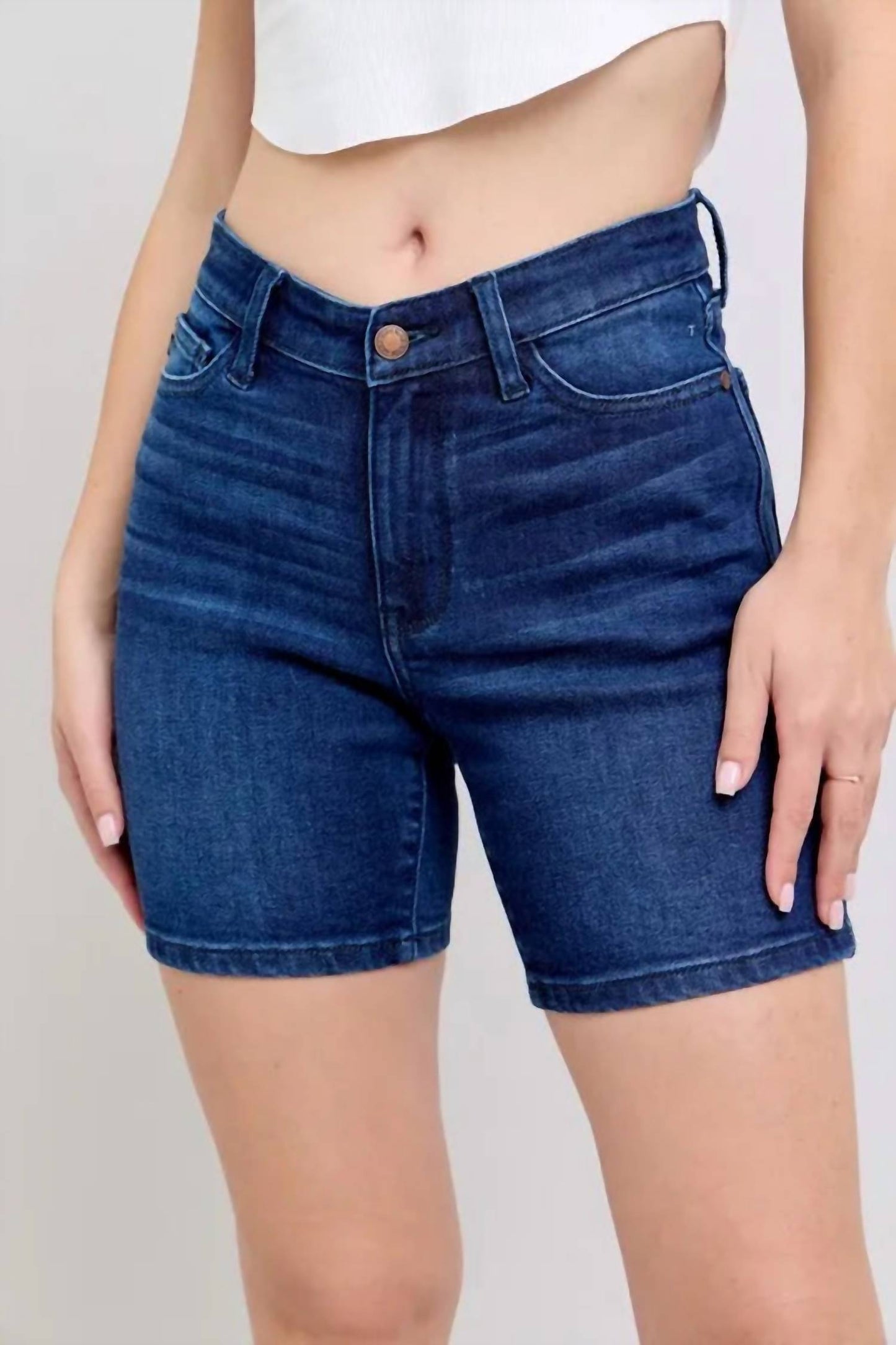 Judy Blue - High Waist V-front Bermuda Shorts