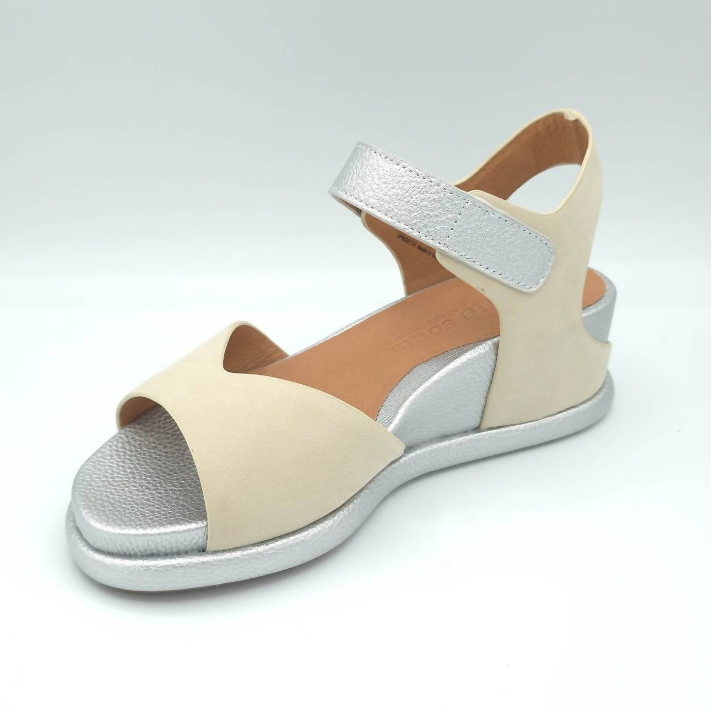 Gentle Souls - Women's Jalleen Wedge Sandal