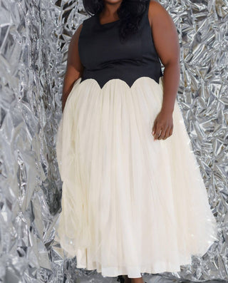 Never Fully Dressed - Monika Midi Dress