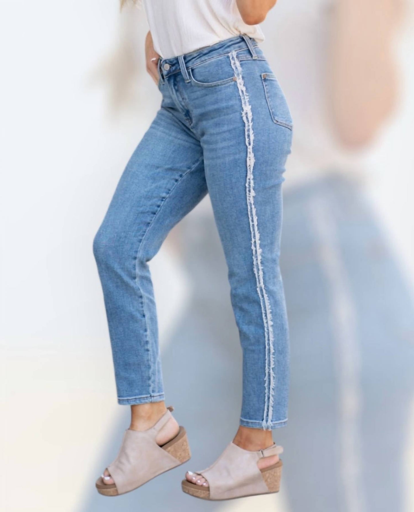 Judy Blue - High Waist Slim Fit Fray Side Seam Detail Jeans