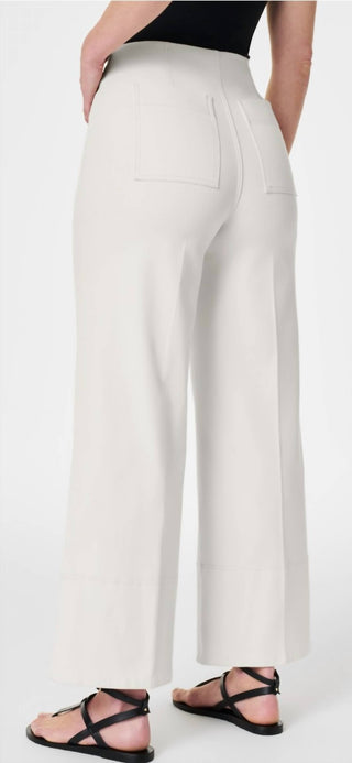 Spanx - SPANX SMOOTH STRETCH TWILL CROPPED PANT