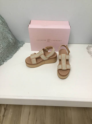 Chinese Laundry - Women Swell Wedge Sandal