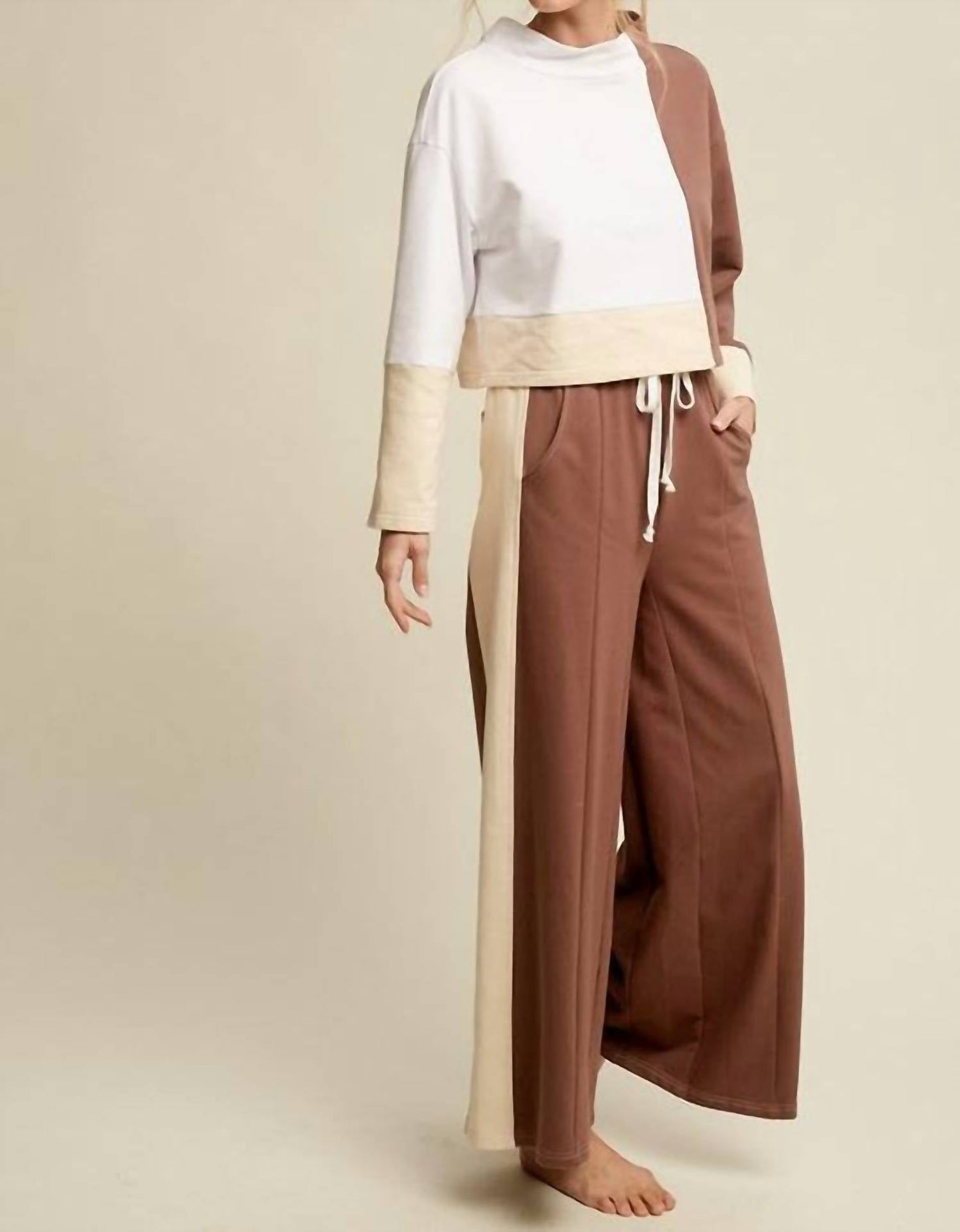 Listicle - Arlet Color Block Lounge Set