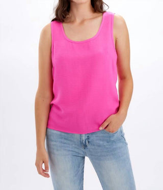 Frank Lyman - Sleeveless Scoop Neck Pullover