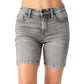 Judy Blue - Mid Rise Contrast Wash Bermuda Shorts