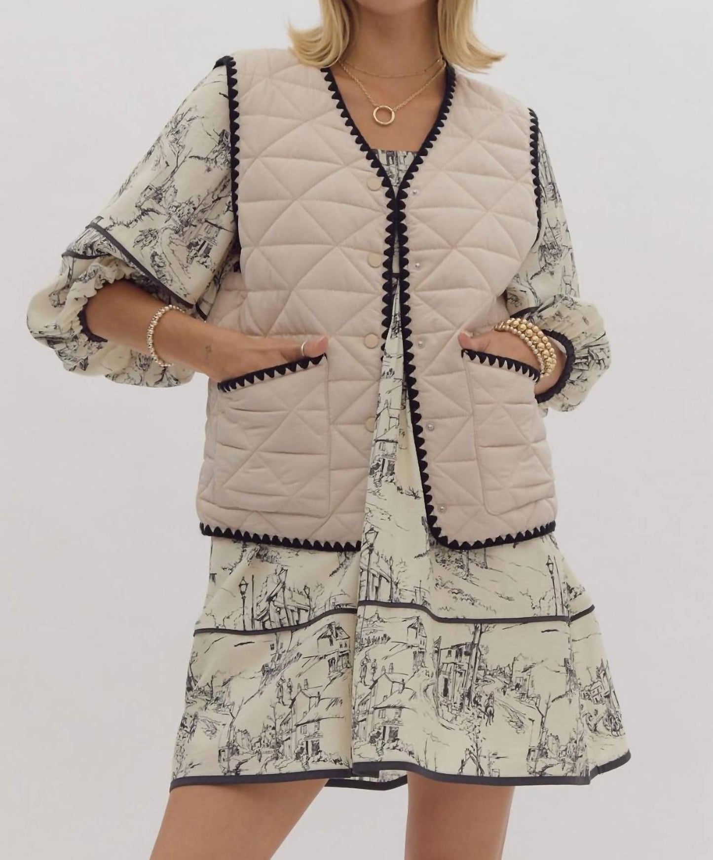 Entro - Jaylyn Button Up V-neck Vest