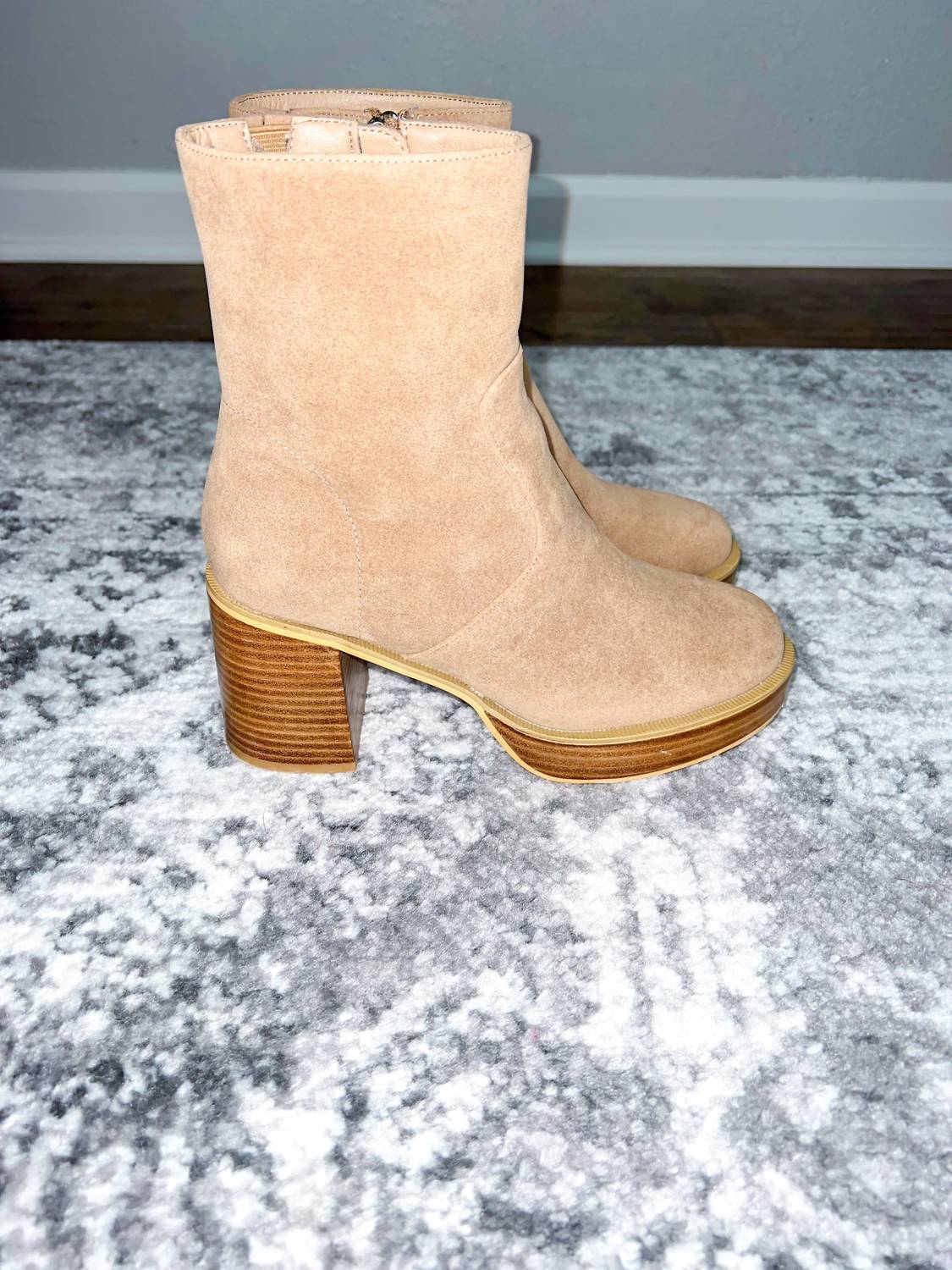 Oasis Society - Women's Luca Block Heel Bootie