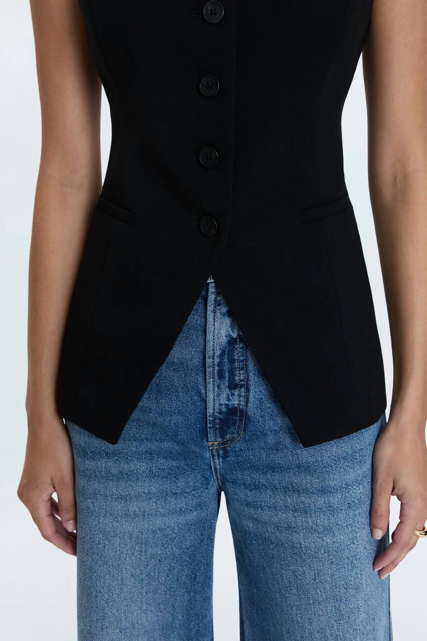 Pistola - Lila V-neck Fitted Vest