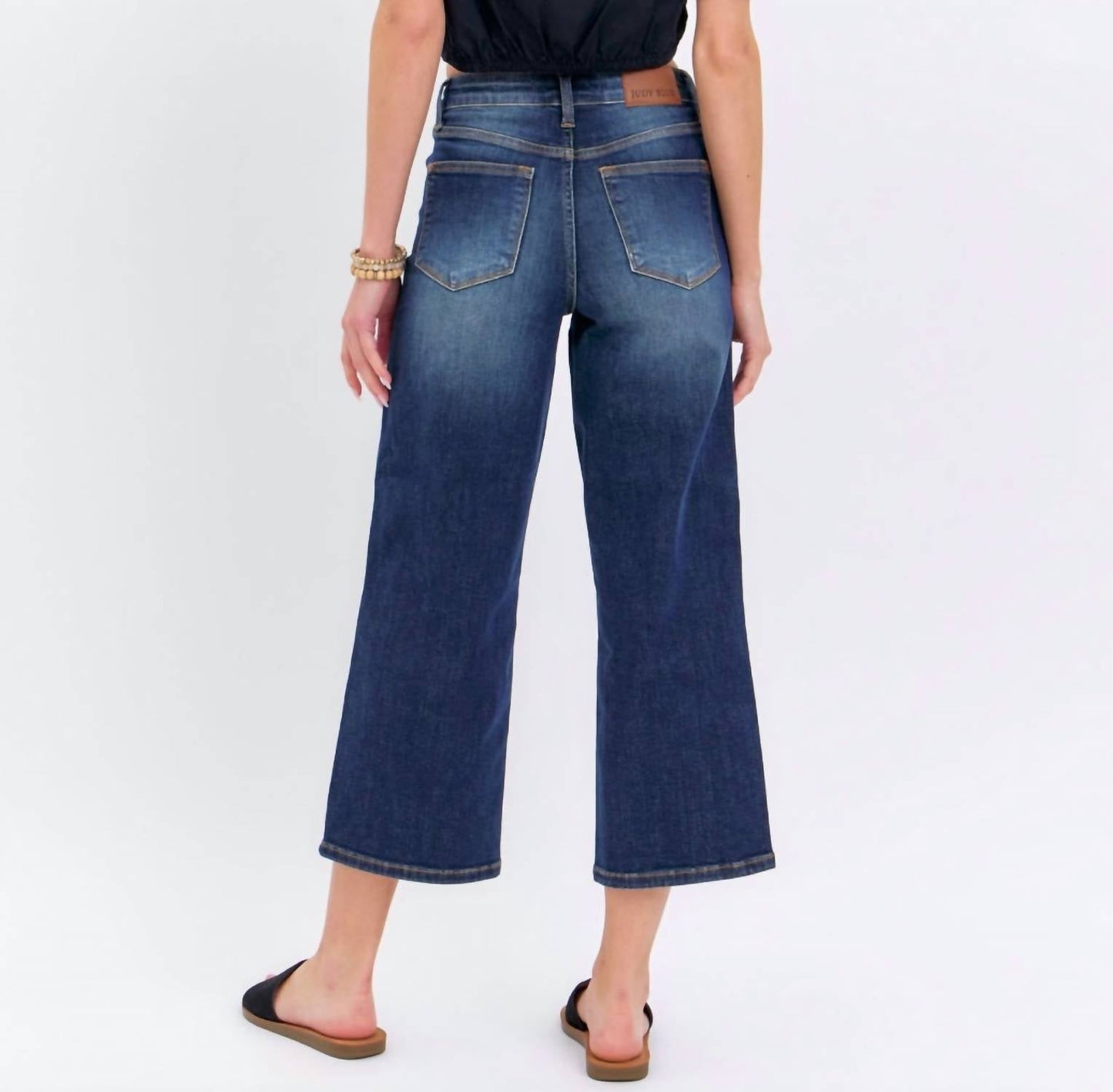 Judy Blue - Mid Rise Tummy Control Crop Wide Leg Jeans