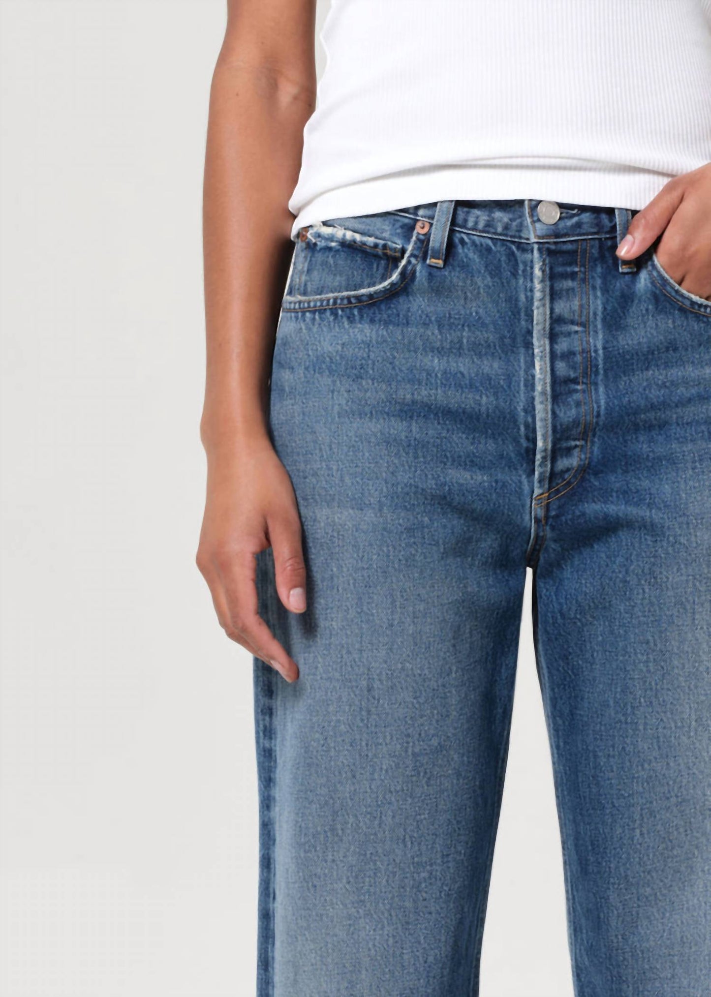 agolde-90s-mid-rise-straight-leg-jeans-1