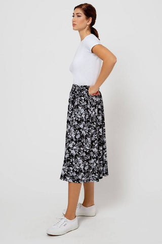 Leota Women's Mindy Midi Skirt Black