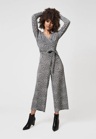 Leota Women's Long Sleeve Kayla Jumpsuit In Cheetah Asphalt Gray Size Small