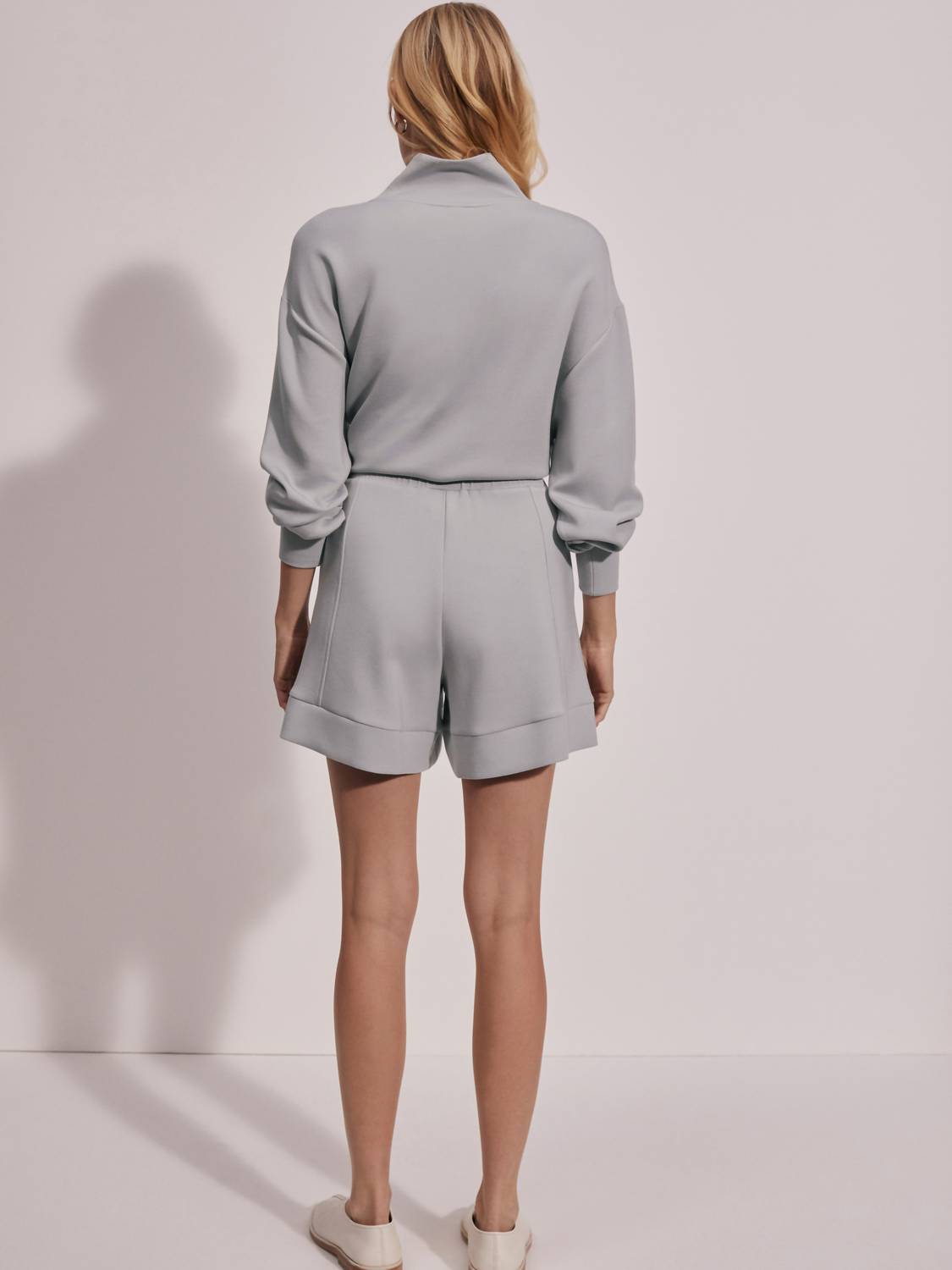 Varley - Alder High Rise Short 5.5