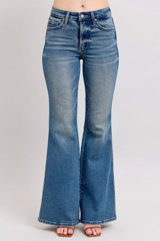 Judy Blue - Vintage Wash Shield Pocket Flare Jean