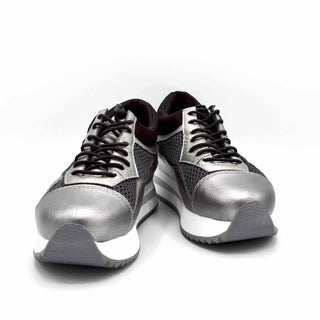 Chelsea Jones - Women's Verse Elevated Trainer Shoes