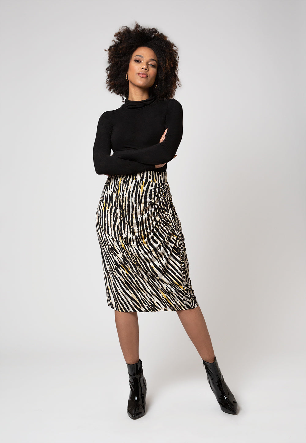 Leota Women's Kathy Ruched Zebra Print Skirt White Size M